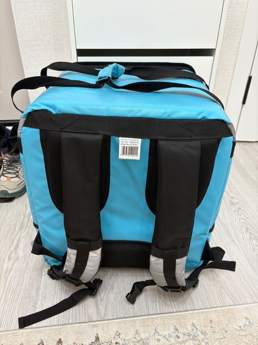 Сумка Wolt  в отличном состоянии