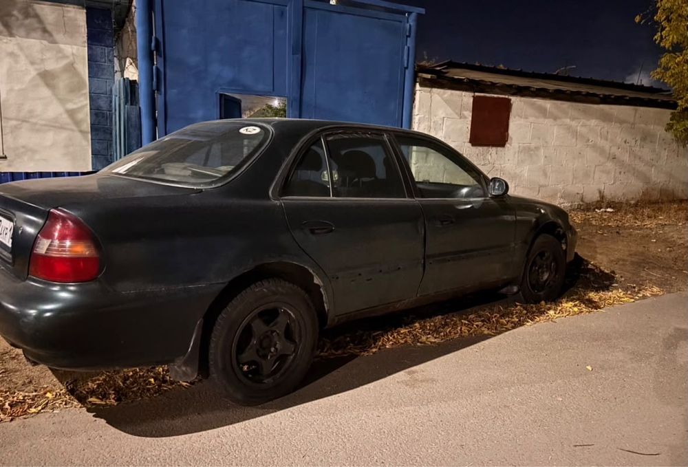 Продам машину hyundai sanata