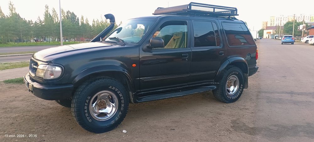 Продам автомобиль форд нормальном состоянии