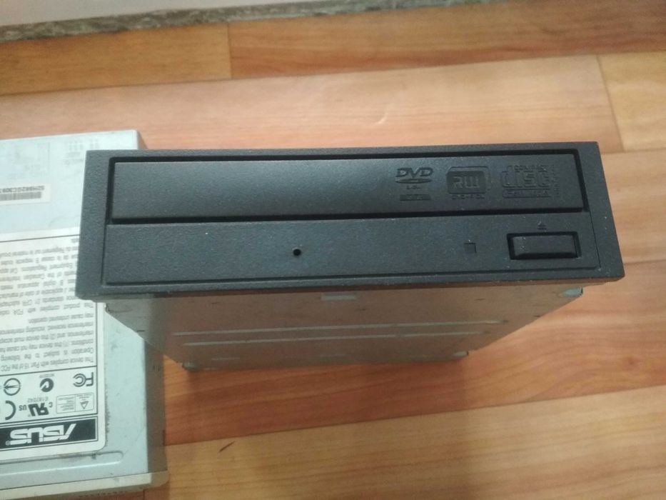 Sony DVD + RW PATA/IDE/EIDE CD DVD оптический привод