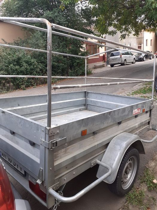 Vând Remorcă înmatriculată recent impecabilă