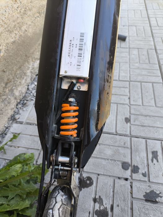 Продам элетросамокат детский