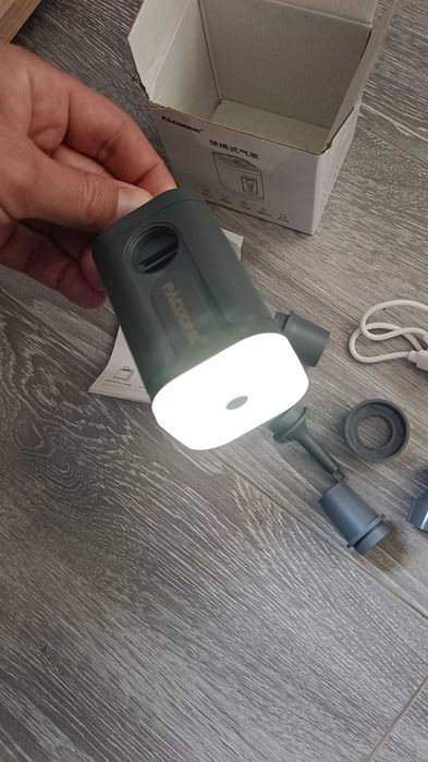 Pompă umflare și dezumflare cu lampă camping și cârlig