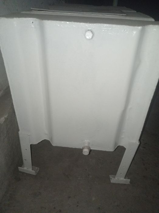 Продаётся бочка ацынкованная