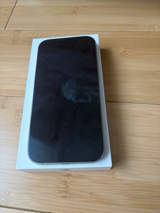 Iphone 17 verde/green