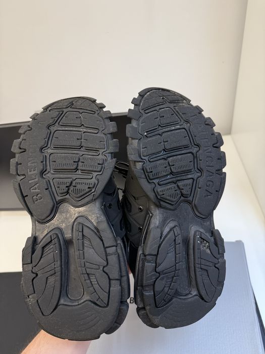 Balenciaga Track