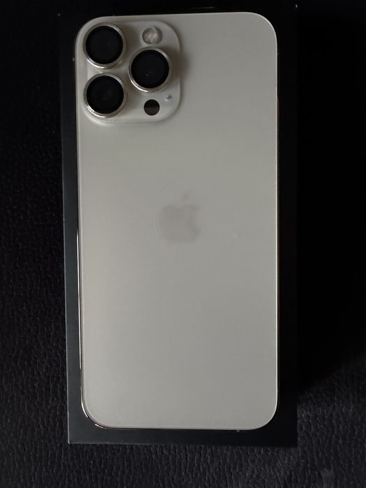 Продавам iPhone 13 Pro Max 256 GB