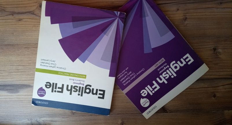 Продам учебник для начинающих