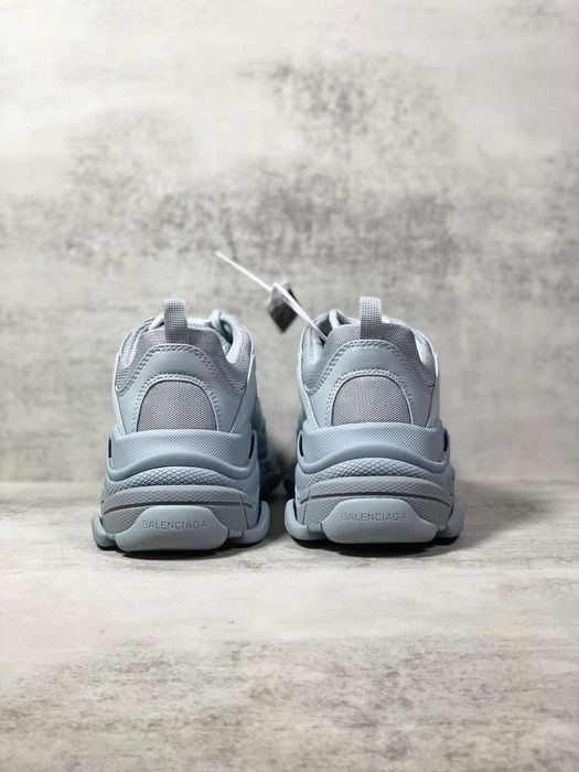 Adidasi Balenciaga Triple S Calitate Premium