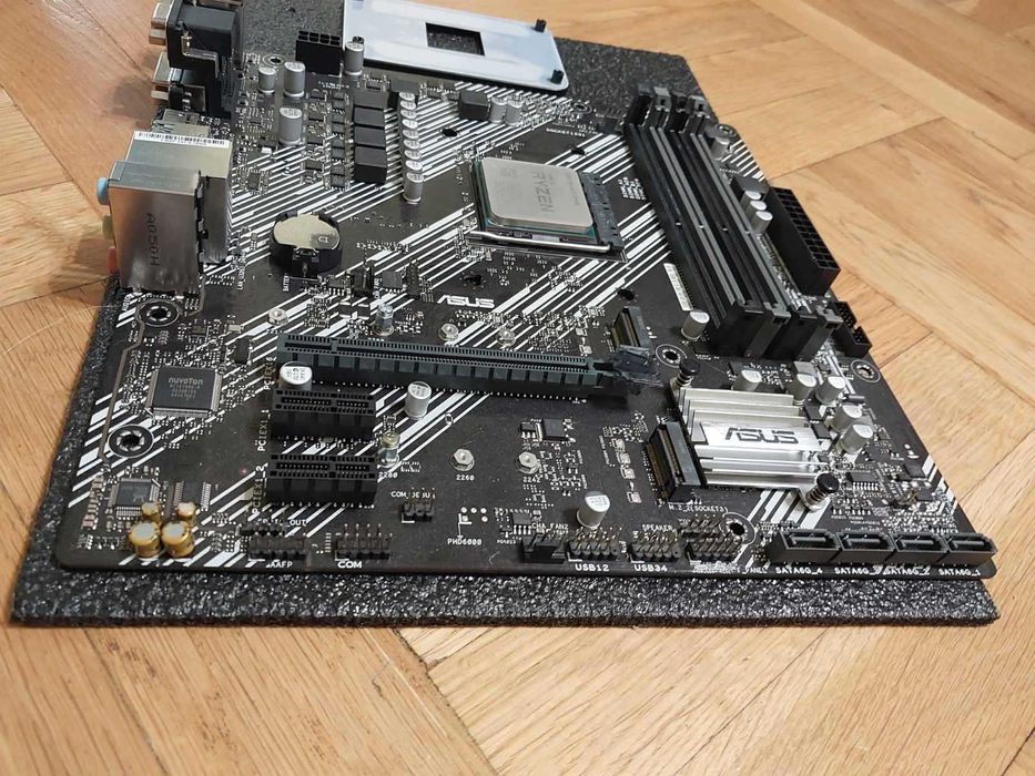 AMD Ryzen 7 3700X + Asus Prime B550M-K
