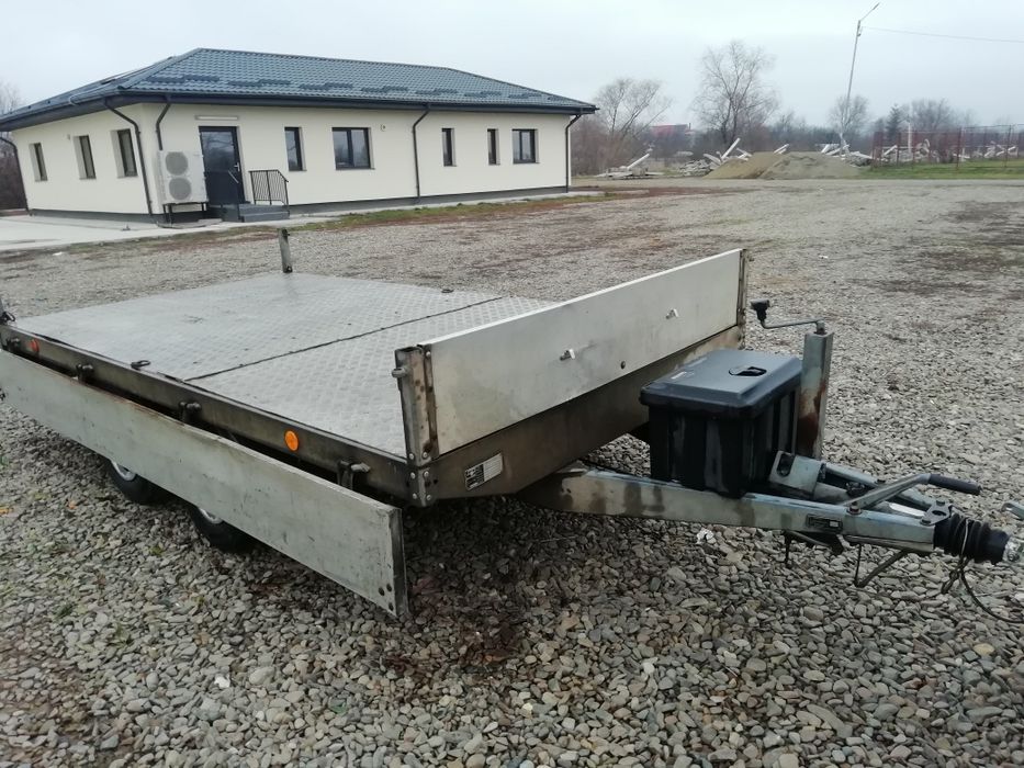 Remorca cu 2 axe