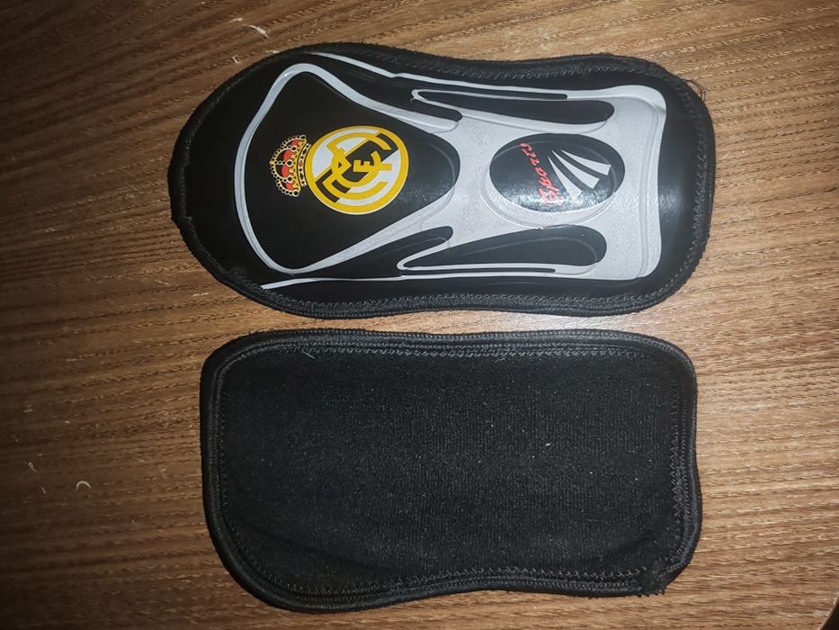 Щитки для футбола «Реал Мадрид»