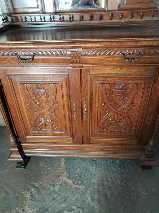 credent  din lemn masiv