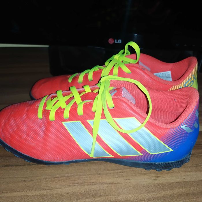 Детски бутонки, оригинални