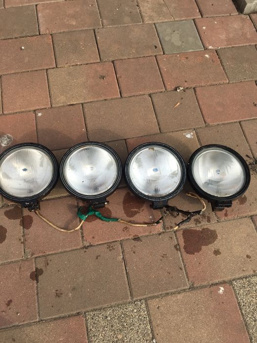 Proiectoare marca Hella