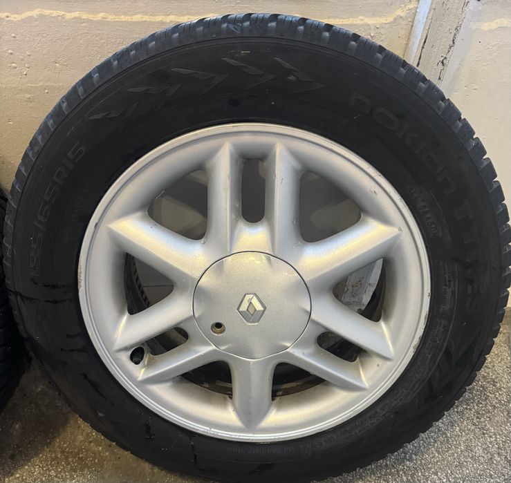 Гуми с джанти за Рено Сценик 185/65/15 M+S