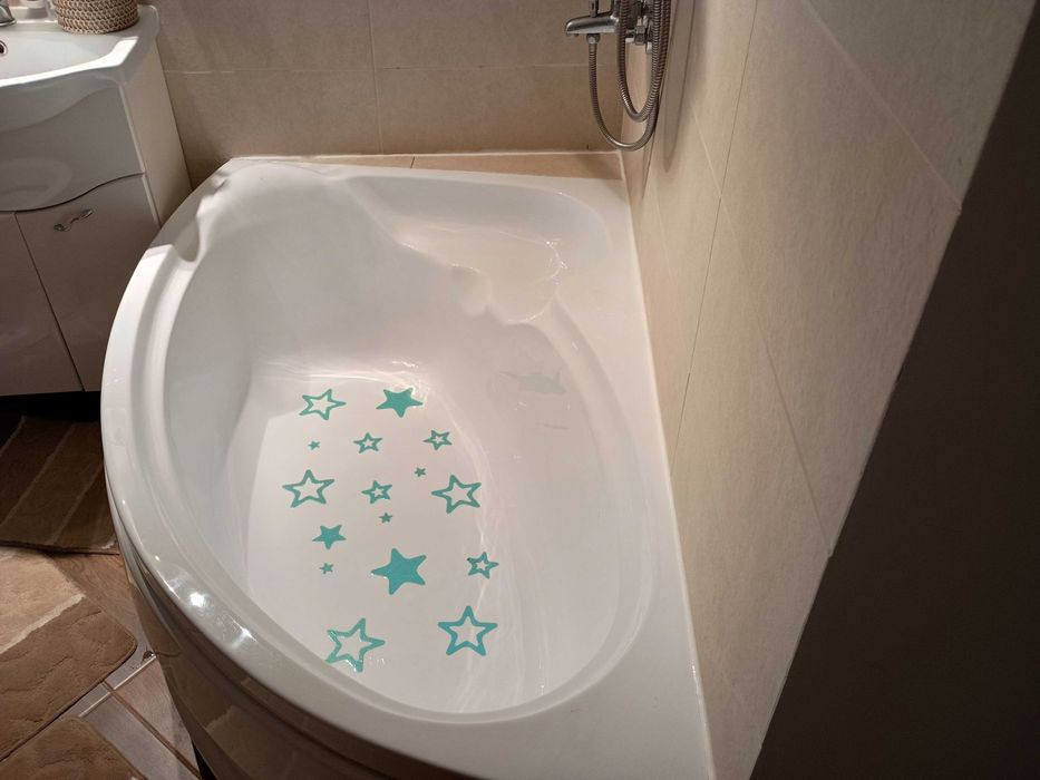 Cada colt fibra lucioasă