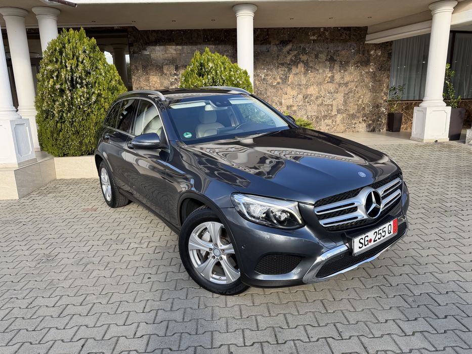 Mercedes-Benz GLC/4Matic 4x4//Bi-Xenon/Automat/Piele crem/Start Stop