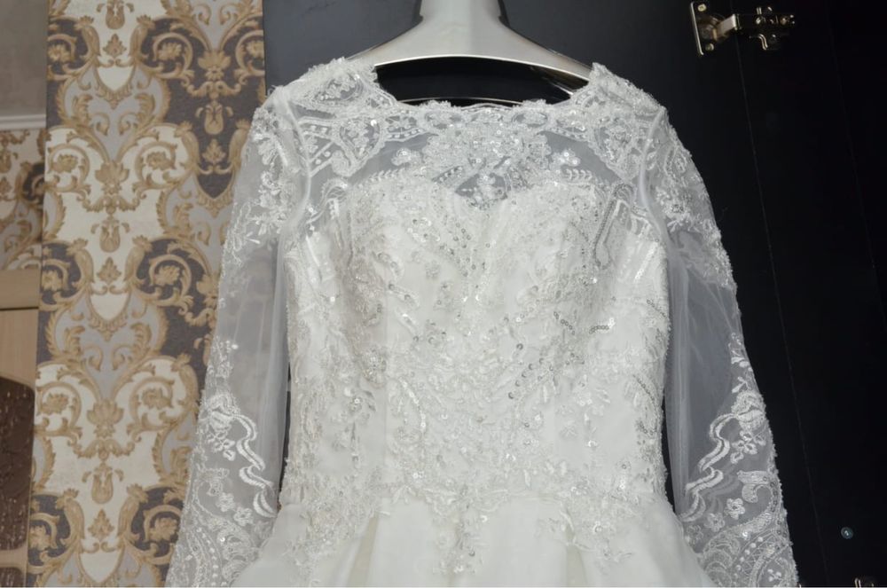 Продаю свадебное платье