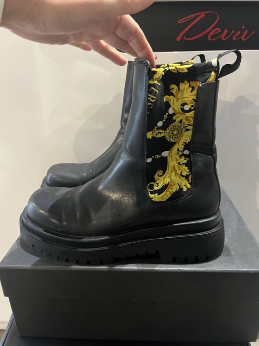 Боти Versace Jeans номер 39