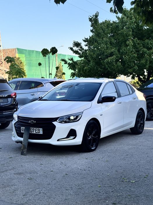 Chevrolet Onix 2024 — 2