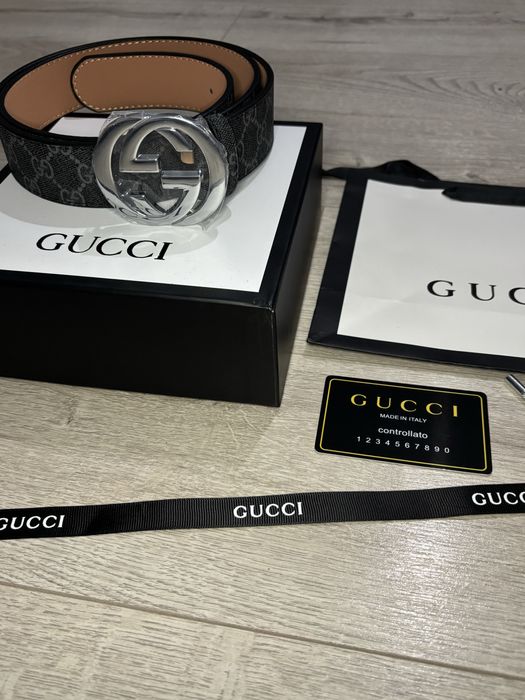 Curea Gucci 110 cm cu accesorii