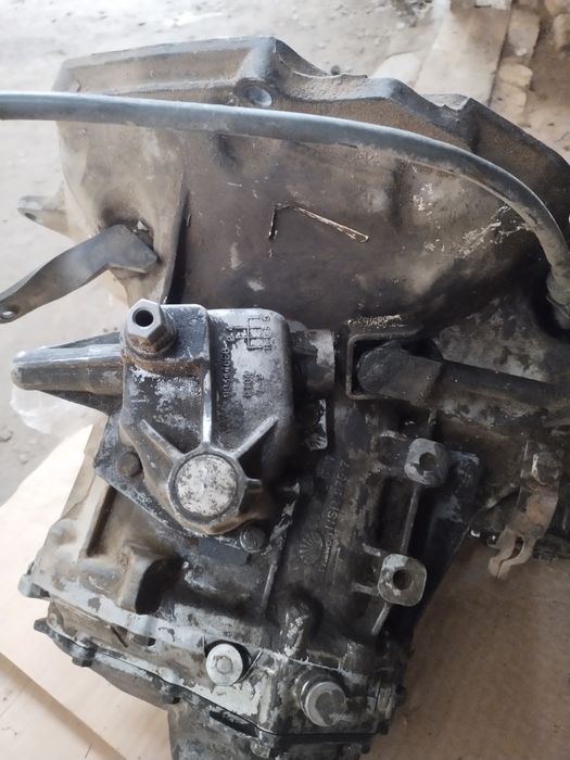 Нексия коробка сотилади