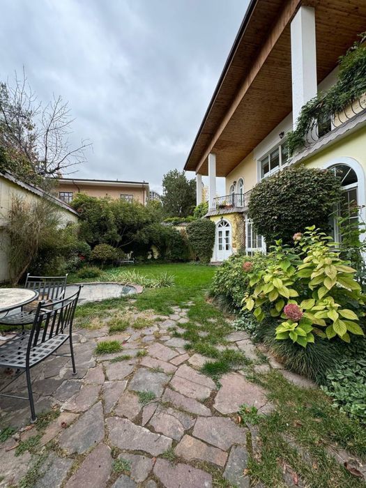 Срочно  ПРОДАЕТСЯ ЕВРОДОМ Шикарный Дом 10 соток на Дархане