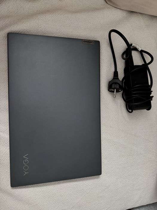 Laptop Lenovo Yoga Slim 7