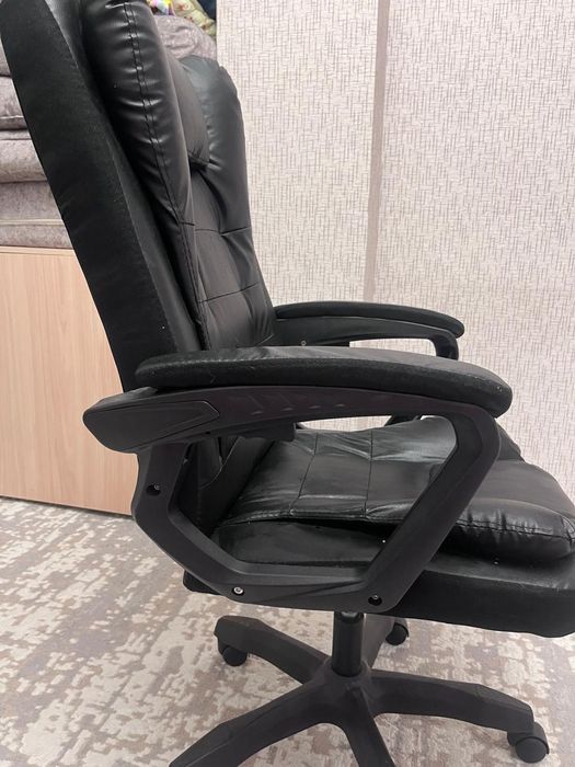 Продам игровое/рабочие кресло