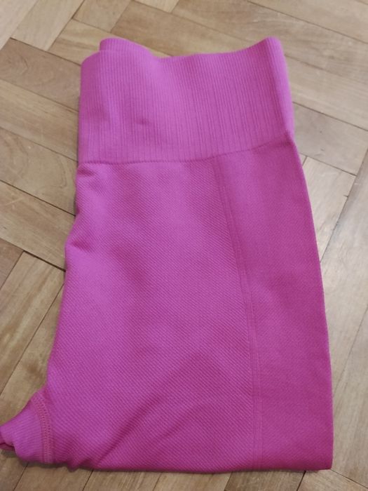 Дамски фитнес клин