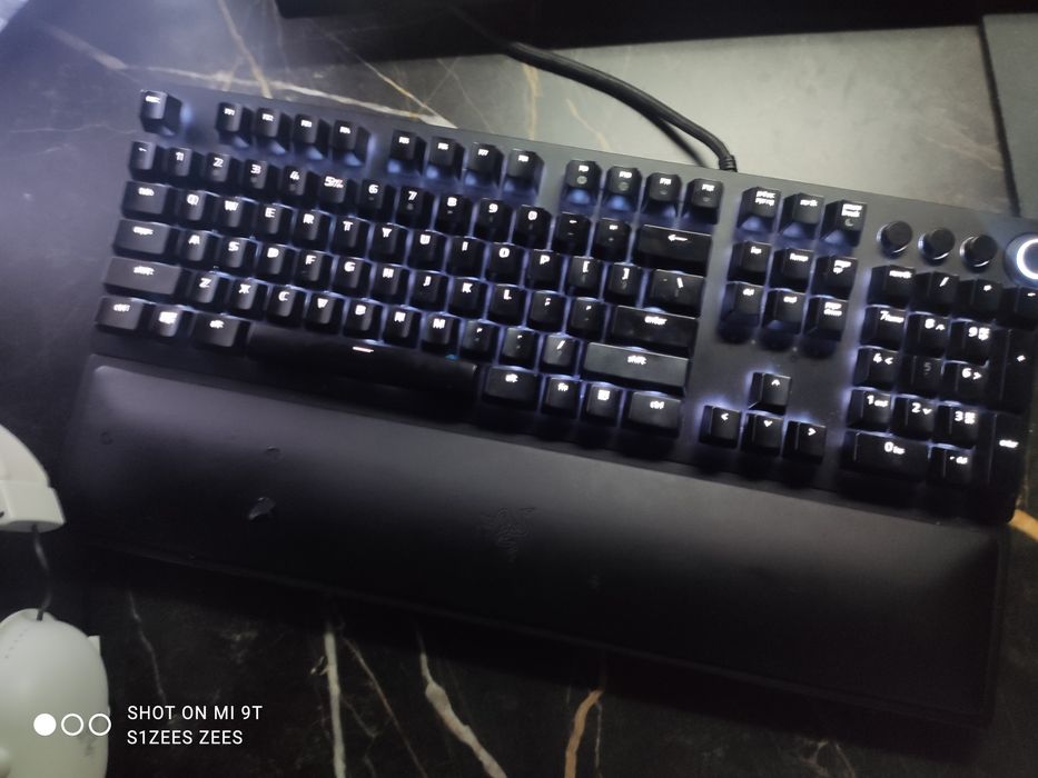 Raezrer hitsman elit