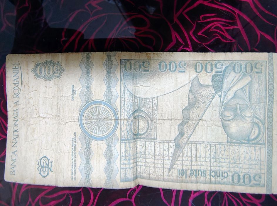 Bani vechi de colecție Una mie lei 1993 și cinci sute lei 1992