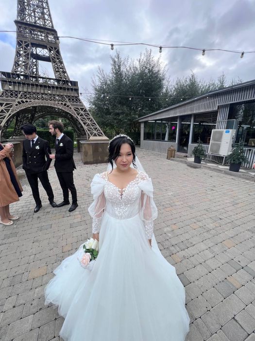 Свадебное платье