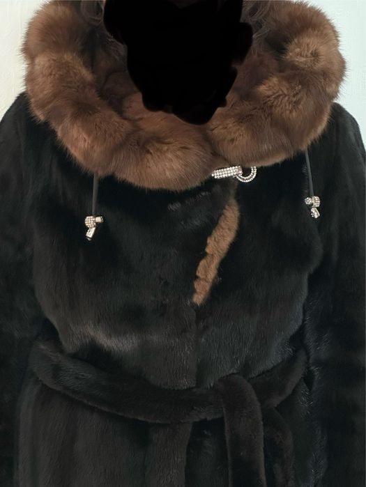 Норковая шуба с капюшоном