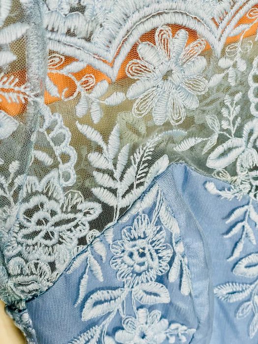 продам голубое выпускное платье