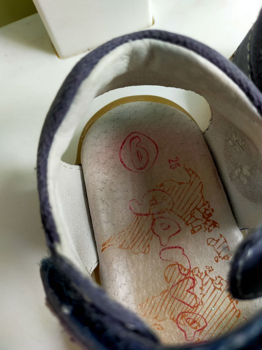 Сандали детские 25 размер