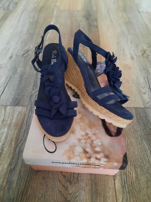 Летни дамски сандали