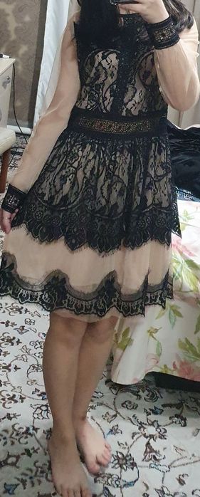 Вечернее короткое платье