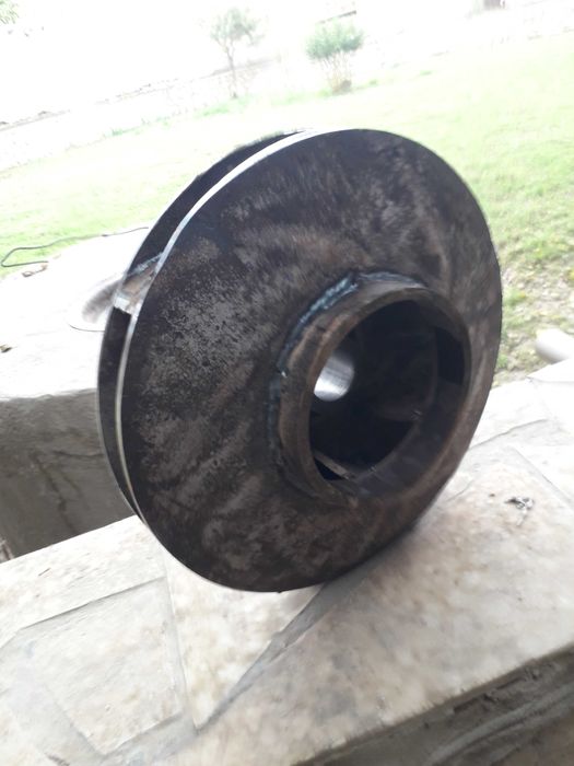 Изготовливаем крилчатки, кришки водяной насоса и разные механизми