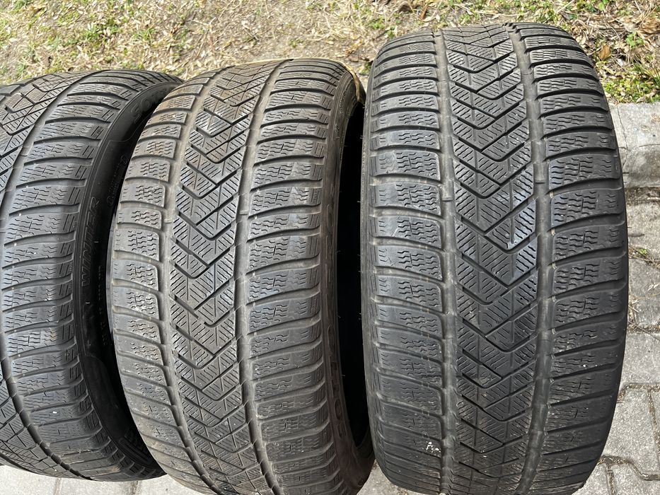 265/40r20 зимни гуми Pirelli