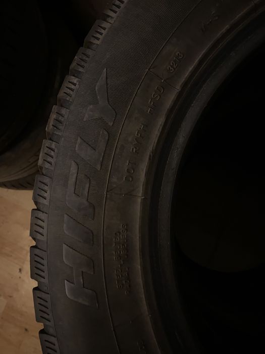 Продам зимние шины