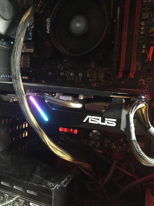 Calculator pentru gaming, preț excelent