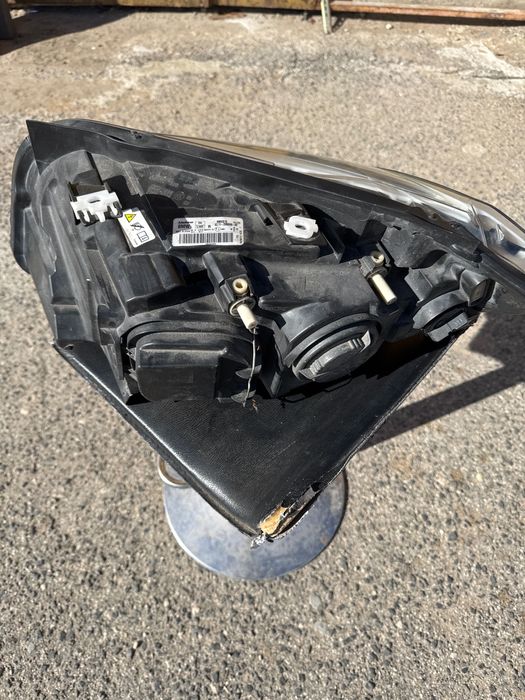 Фар за BMW X1 E84, десен