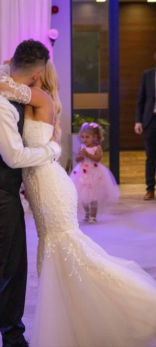 Булчинска / сватбена рокля