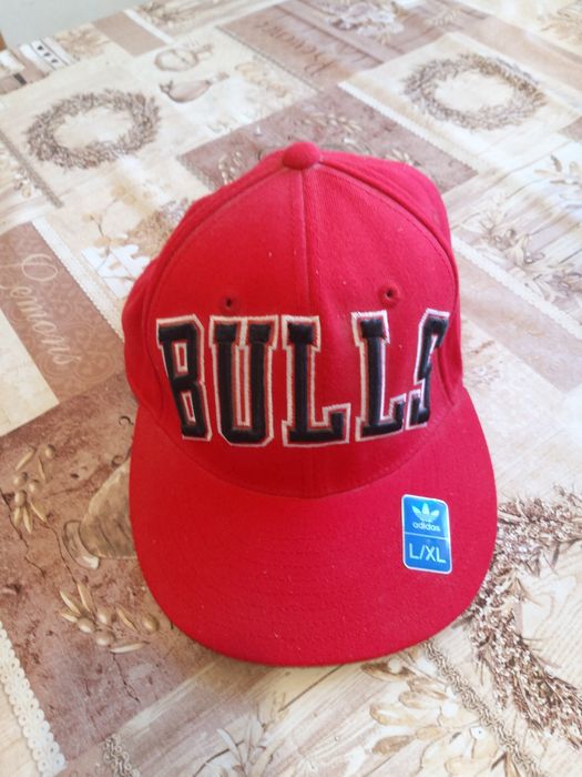 Оригинална шапка NBA Adidas Chicago Bulls