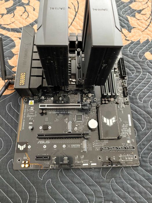Placa de baza Asus TUF Gaming B650-Plus Wifi AM5