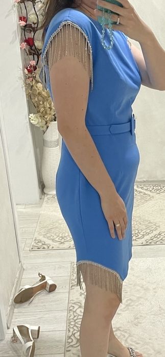 Елегантна рокля