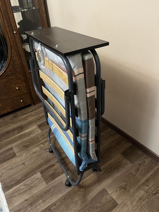 Раскладушка, кровать