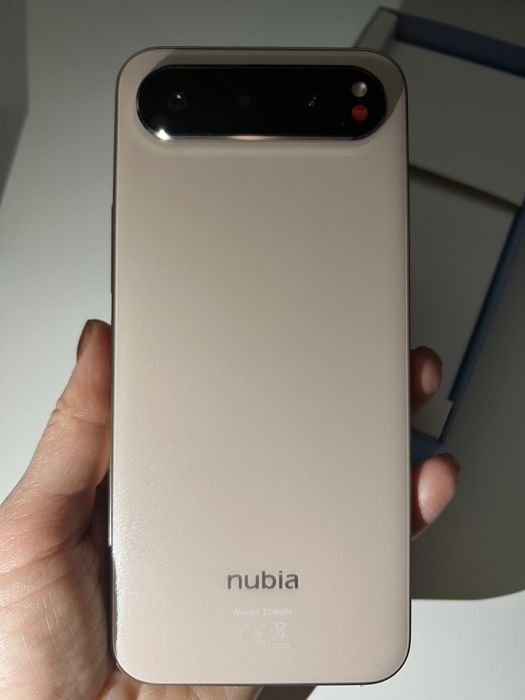 nubia Air (Z2468N)